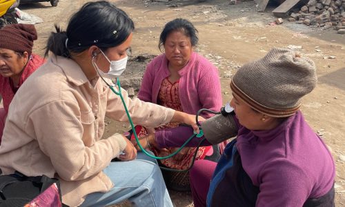 Sjuksköterska i Nepal
